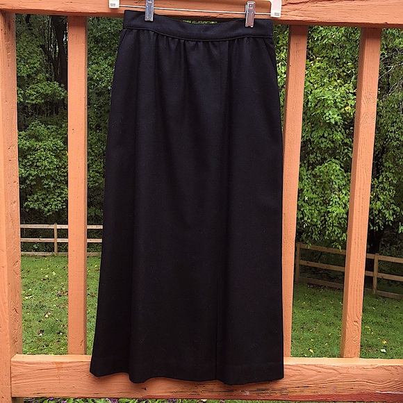 Vintage Cottage Tailor Women’s A-line Black Wool Lined Skirt, Size 4, Exc. Cond. - Picture 1 of 8